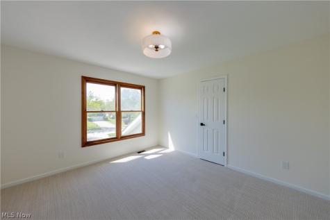 333 Danbury Lane Richmond Heights OH 44143