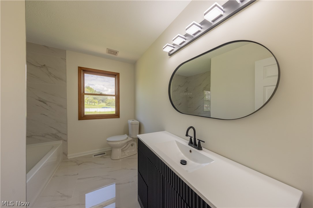 333 Danbury Lane Richmond Heights OH 44143