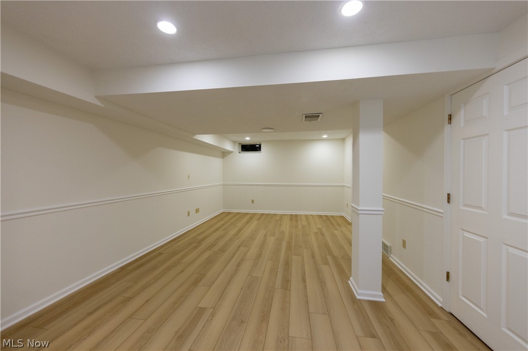 333 Danbury Lane Richmond Heights OH 44143