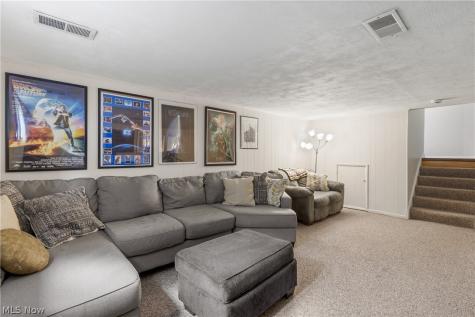 9355 Hyde Park Drive Twinsburg OH 44087
