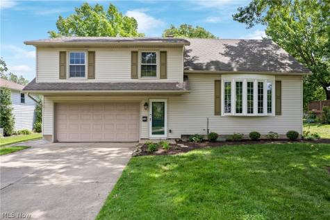 9355 Hyde Park Drive Twinsburg OH 44087
