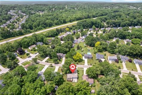 9355 Hyde Park Drive Twinsburg OH 44087