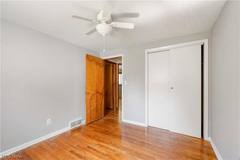 2862 Byron Drive North Canton OH 44720