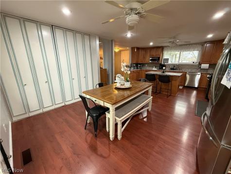 7145 Lakeshore Boulevard Mentor OH 44060