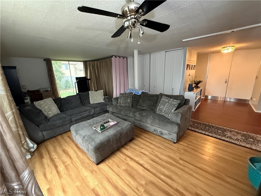 7145 Lakeshore Boulevard Mentor OH 44060