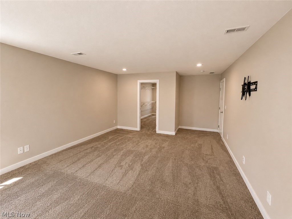 2193 Canterbury Drive Willoughby OH 44094