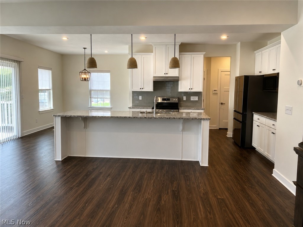2193 Canterbury Drive Willoughby OH 44094