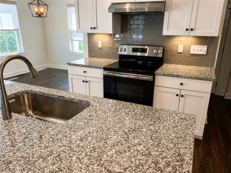 2193 Canterbury Drive Willoughby OH 44094