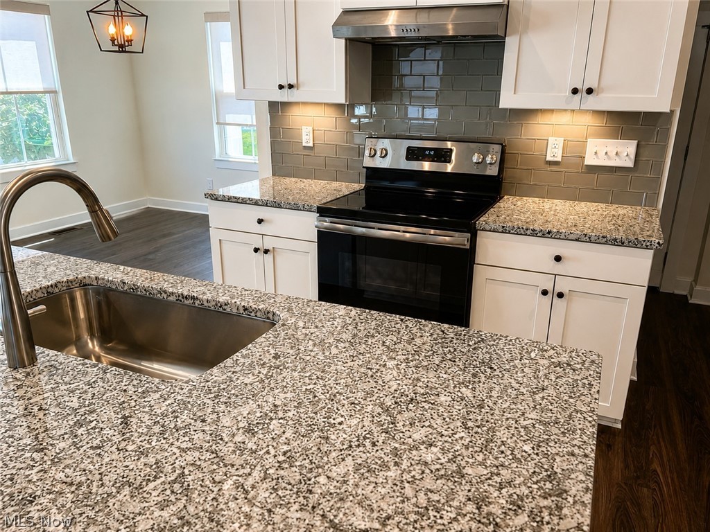 2193 Canterbury Drive Willoughby OH 44094