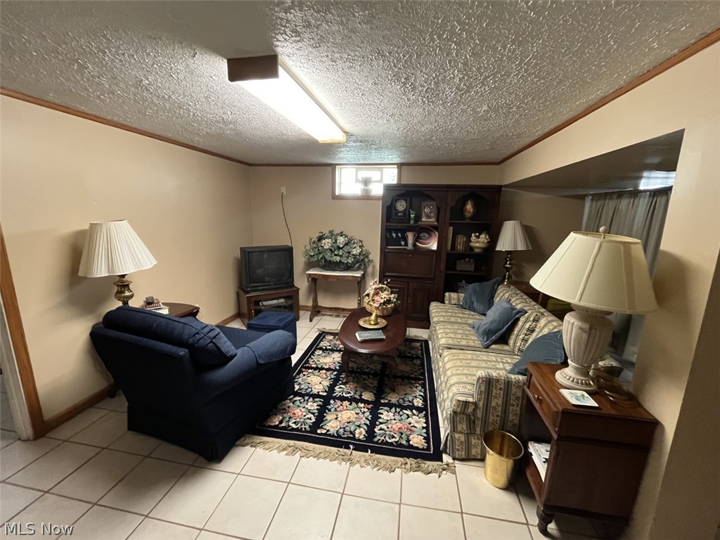 413 Parkview Drive Girard OH 44420