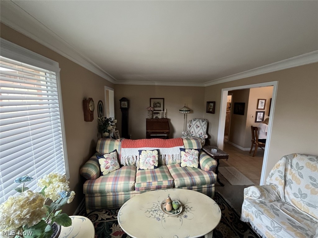 413 Parkview Drive Girard OH 44420