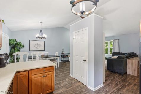3166 Vermont Street NW North Canton OH 44720