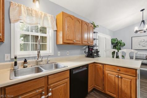 3166 Vermont Street NW North Canton OH 44720
