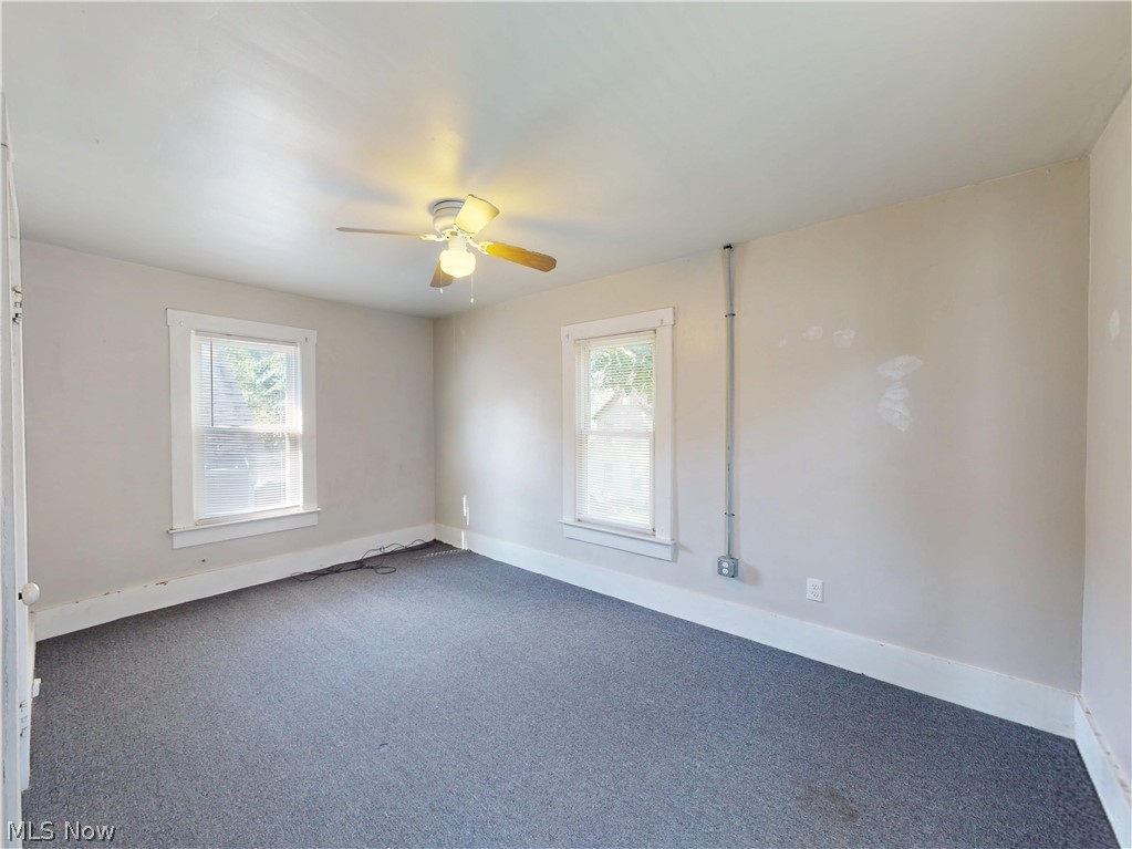 476 Rentschler Street Akron OH 44304