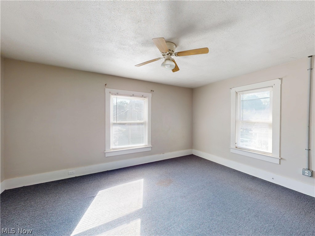 476 Rentschler Street Akron OH 44304