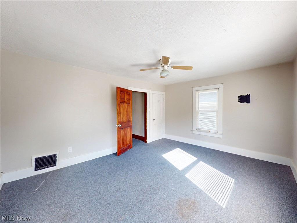 476 Rentschler Street Akron OH 44304