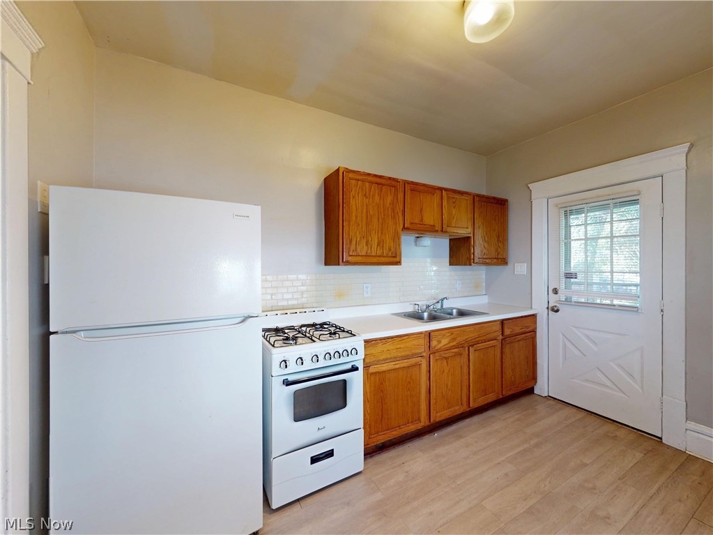 476 Rentschler Street Akron OH 44304