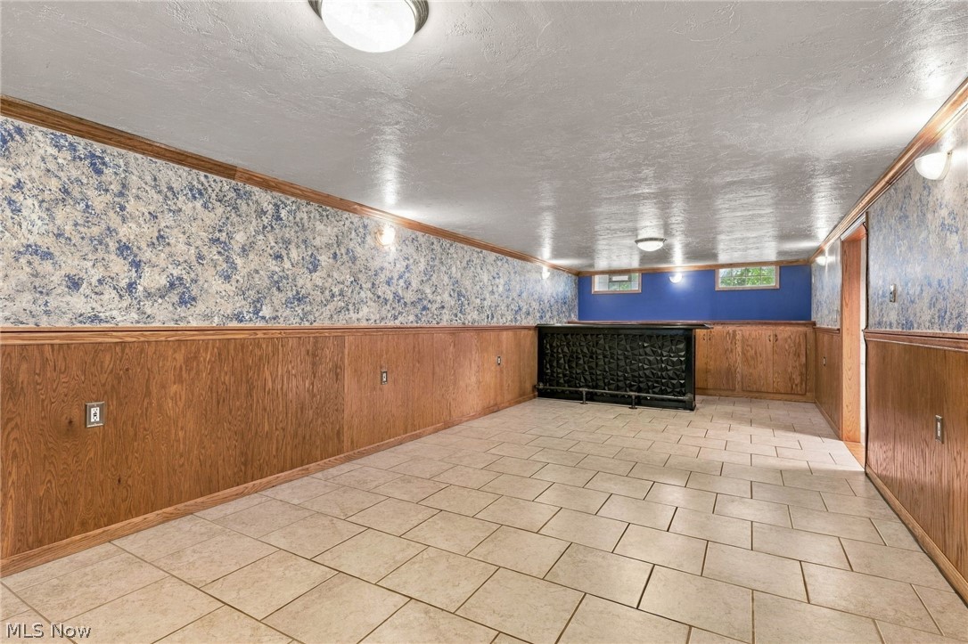 10661 Blossom Avenue Parma Heights OH 44130