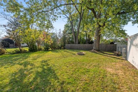 10661 Blossom Avenue Parma Heights OH 44130