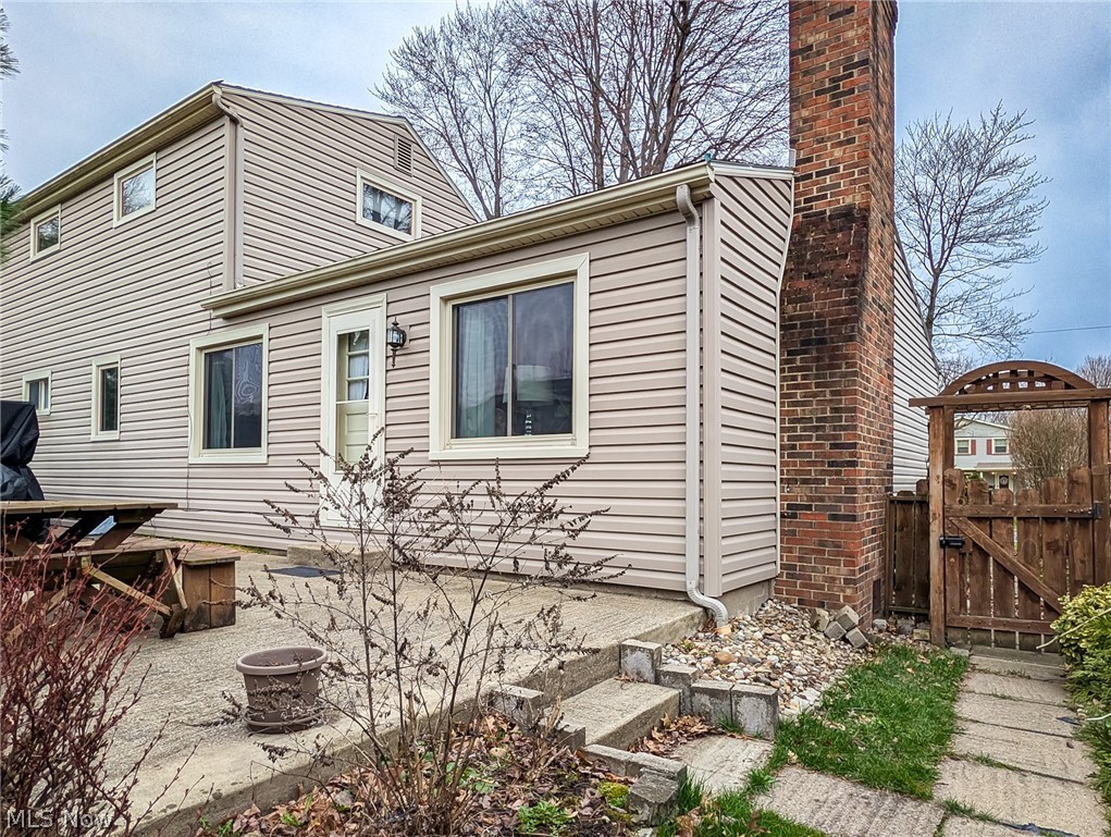 3049 Straley Lane Youngstown OH 44511