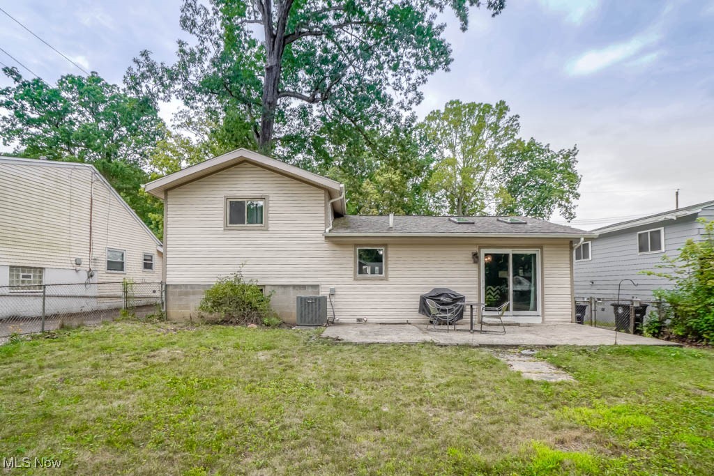 1047 Kevin Drive Akron OH 44313