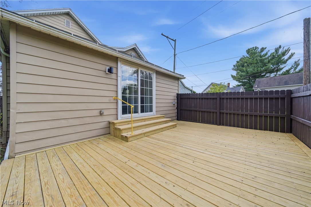 125 Mccrea Avenue Dennison OH 44621
