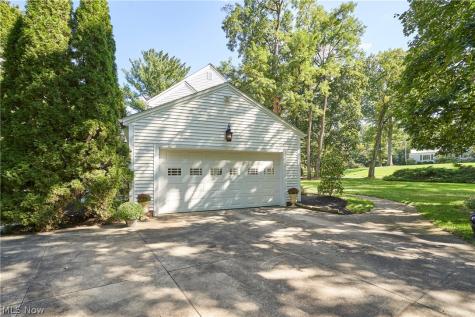 2345 Chatham Road Akron OH 44313