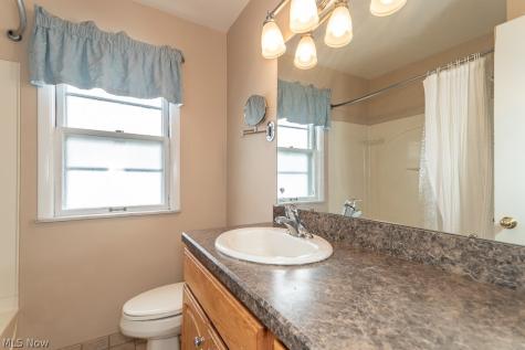 595 Dickerson Road Willowick OH 44095