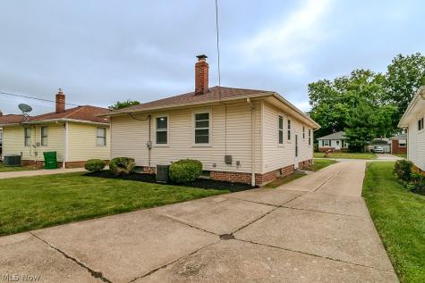 595 Dickerson Road Willowick OH 44095