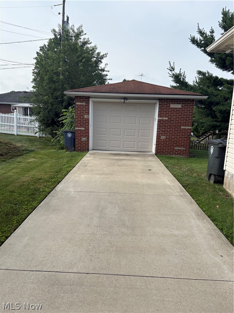 230 E Dresden Avenue Akron OH 44301