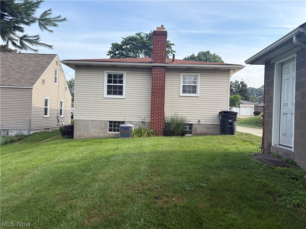 230 E Dresden Avenue Akron OH 44301