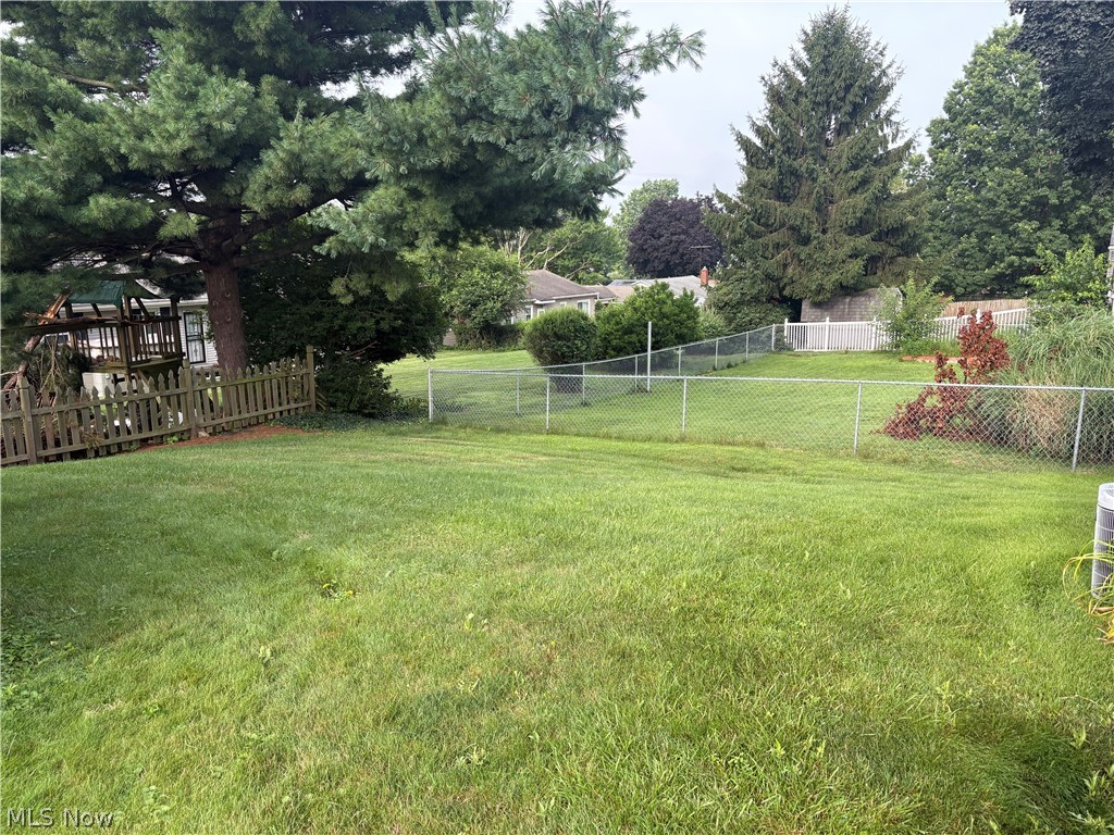 230 E Dresden Avenue Akron OH 44301