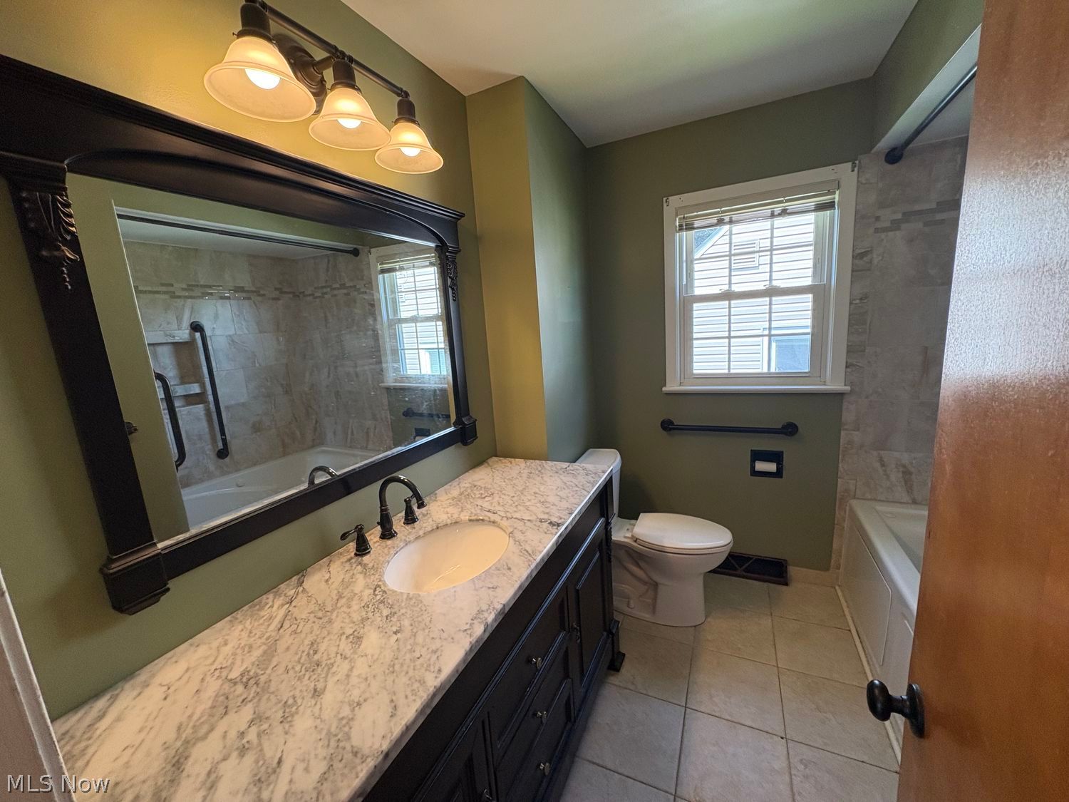 230 E Dresden Avenue Akron OH 44301