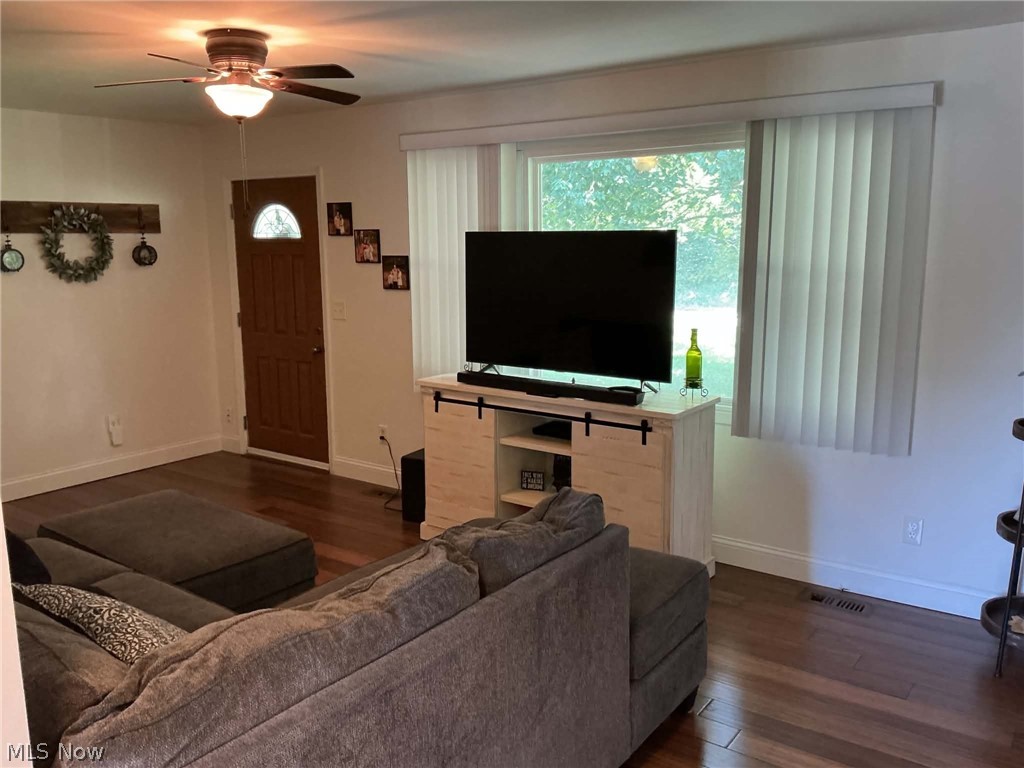 3285 Arrowhead Drive Nashport OH 43830