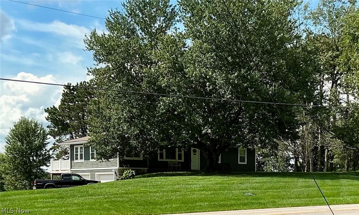 3285 Arrowhead Drive Nashport OH 43830
