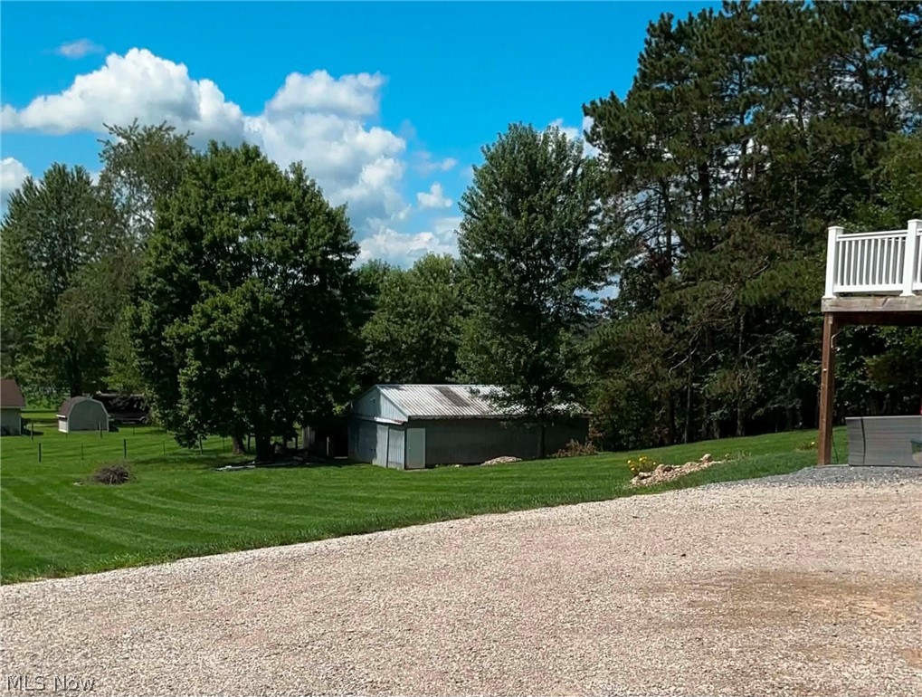 3285 Arrowhead Drive Nashport OH 43830