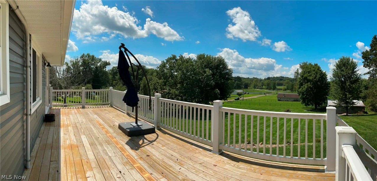 3285 Arrowhead Drive Nashport OH 43830
