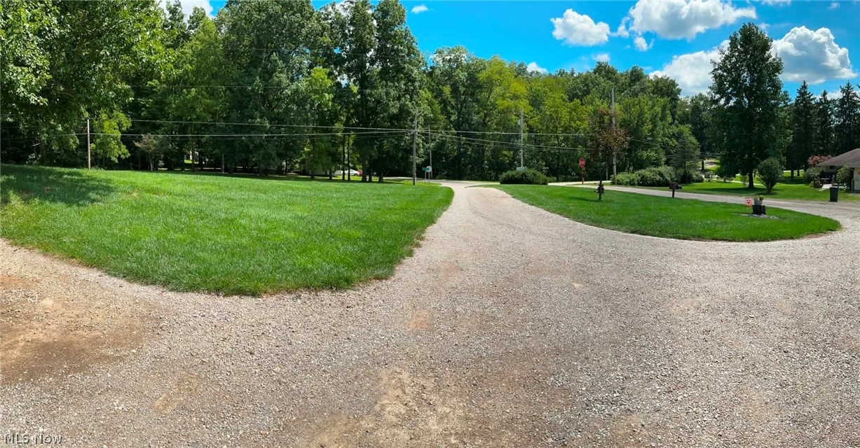 3285 Arrowhead Drive Nashport OH 43830