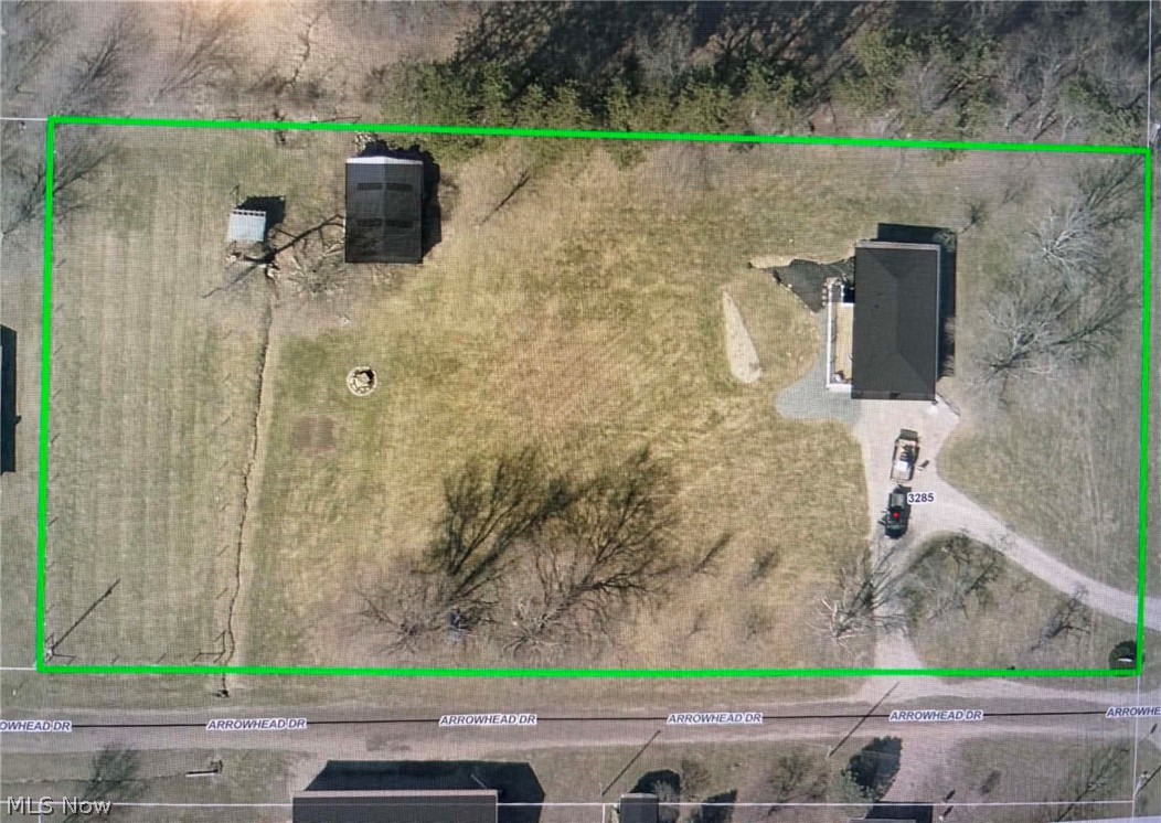 3285 Arrowhead Drive Nashport OH 43830