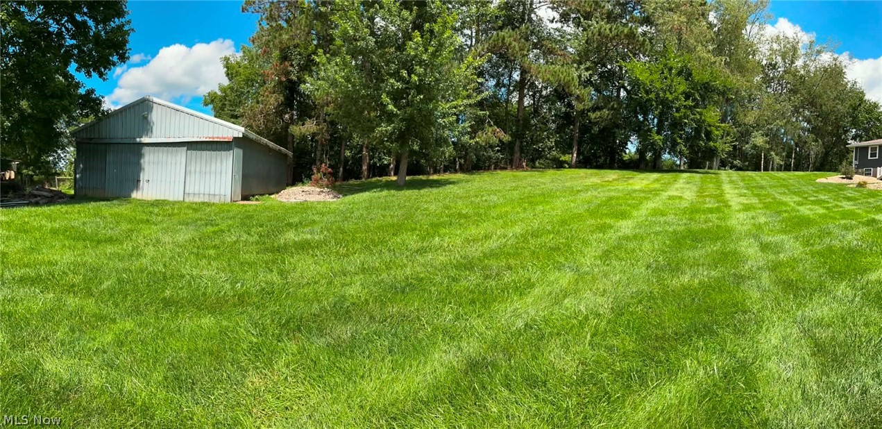 3285 Arrowhead Drive Nashport OH 43830