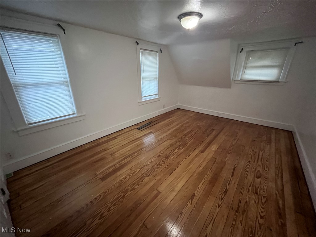 853 Russell Avenue Akron OH 44307