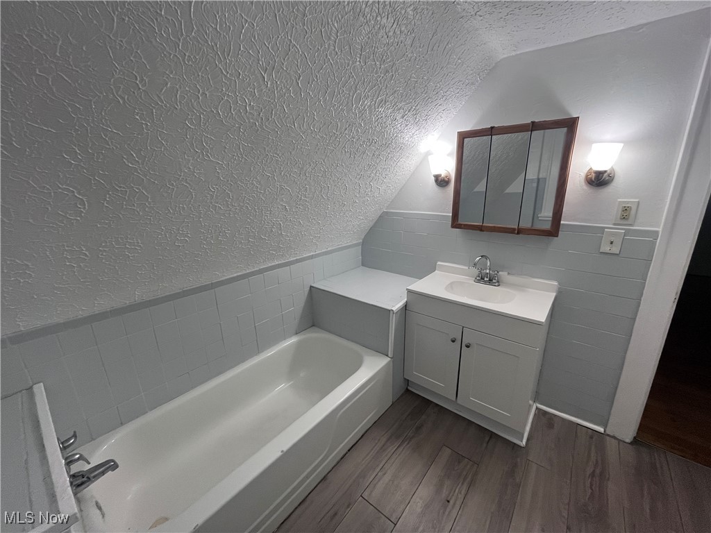 853 Russell Avenue Akron OH 44307