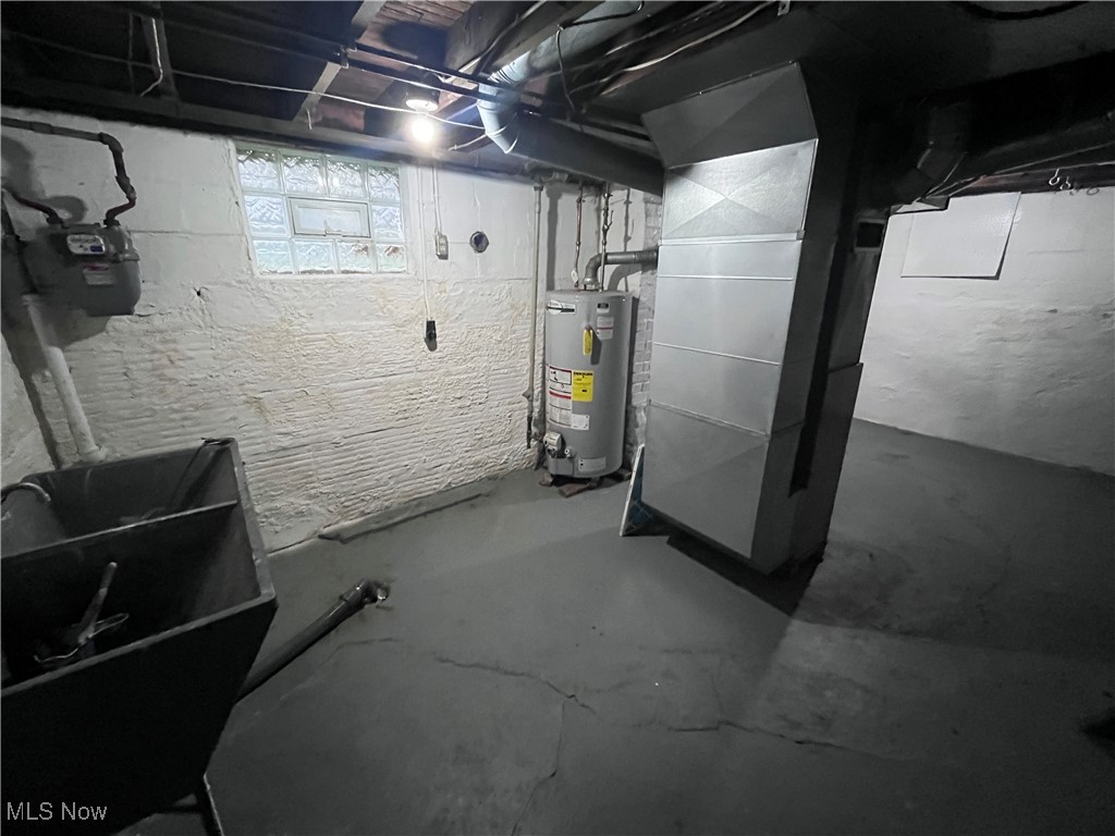 853 Russell Avenue Akron OH 44307