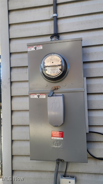 853 Russell Avenue Akron OH 44307