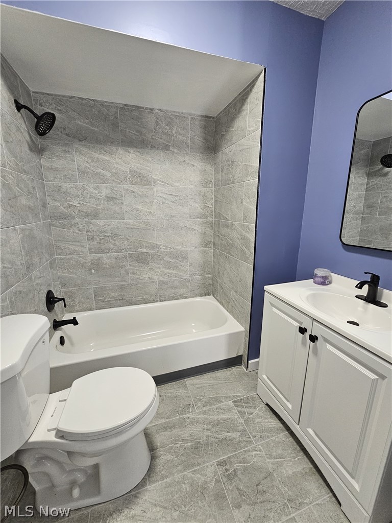3388 W 118th Street Cleveland OH 44111