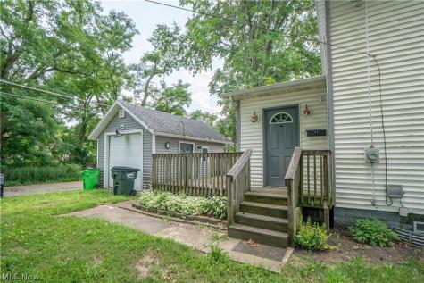 1033 Walnut Avenue Alliance OH 44601