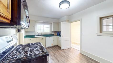 5873 Wadsworth Road Medina OH 44256