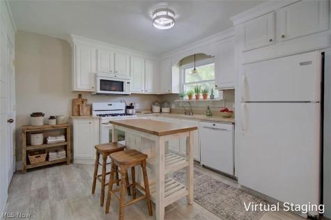 6787 Glenmere Avenue NE Canton OH 44721