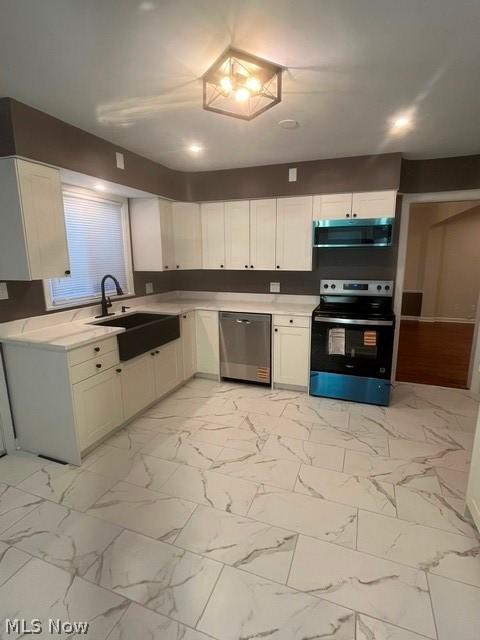 15892 Fenemore Road East Cleveland OH 44112