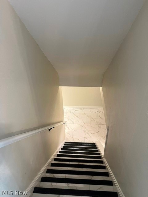 15892 Fenemore Road East Cleveland OH 44112